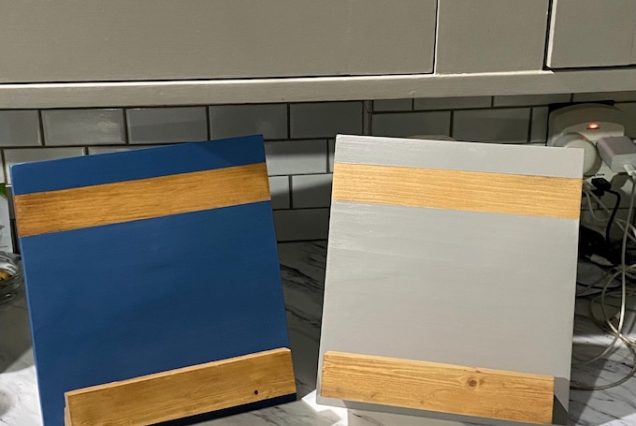 cookbook/tablet stand