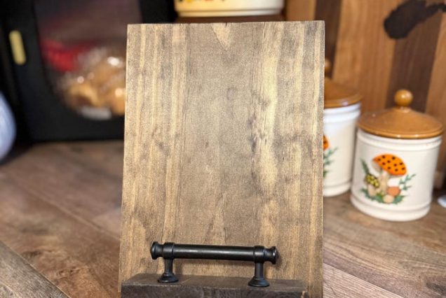 Cookbook stand / Recipe book stand / Handmade / Pine with walnut stain / Kitchen stands