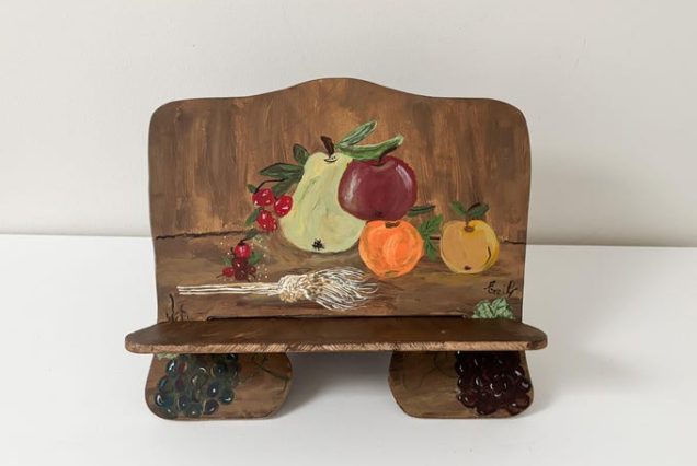 Vtg Hand Painted Wood Cookbook Stand w/ Collapsible Design Recipe Stand